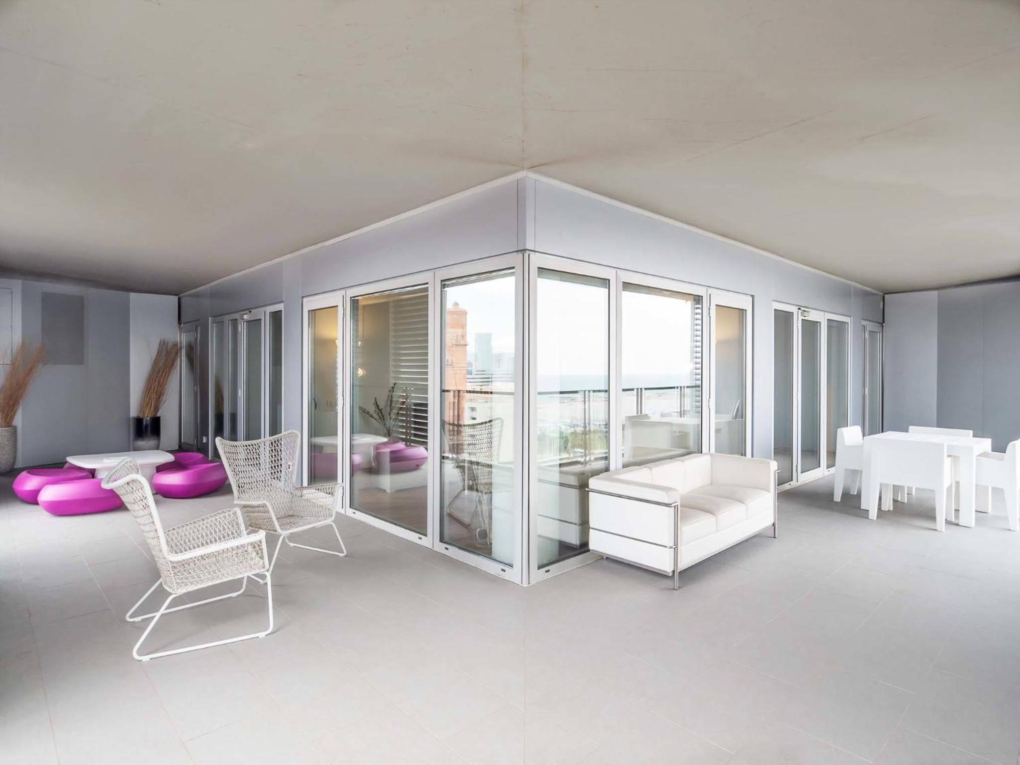 Rent Beach-diagonal Mar Apartment
