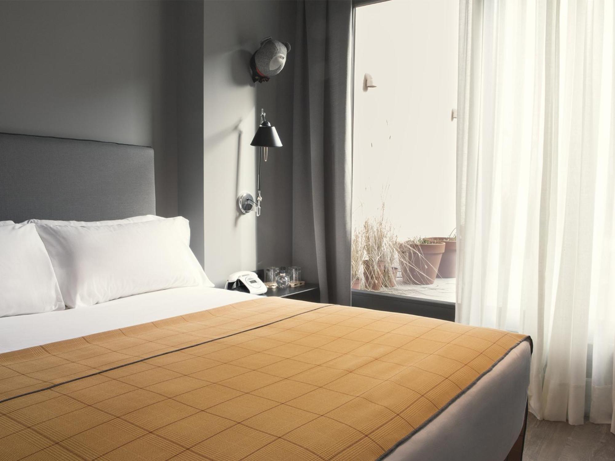 Hotel Yurbban Trafalgar