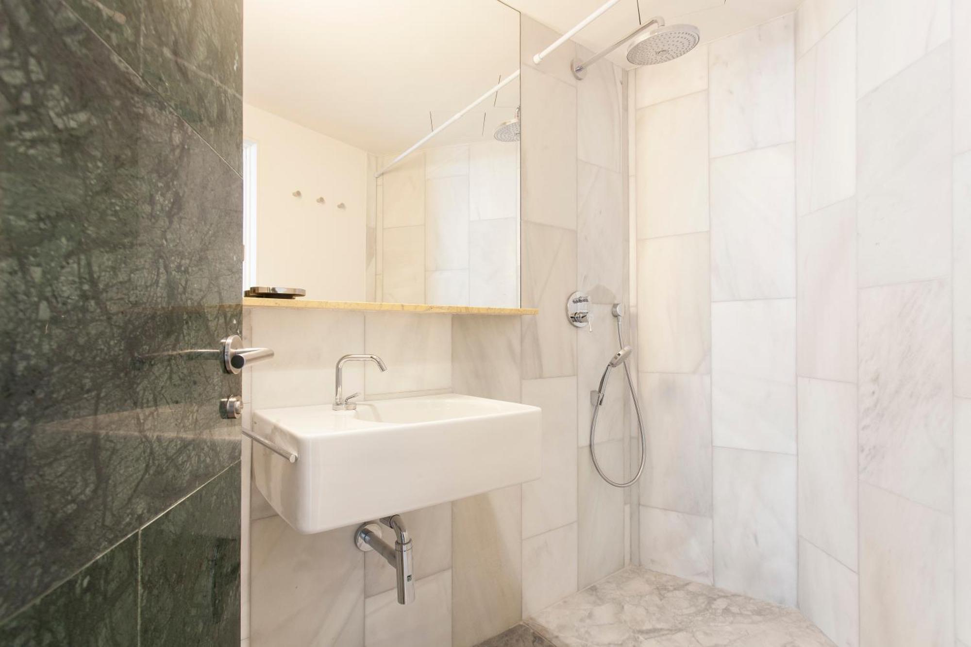 Aspasios Oasis Apartment