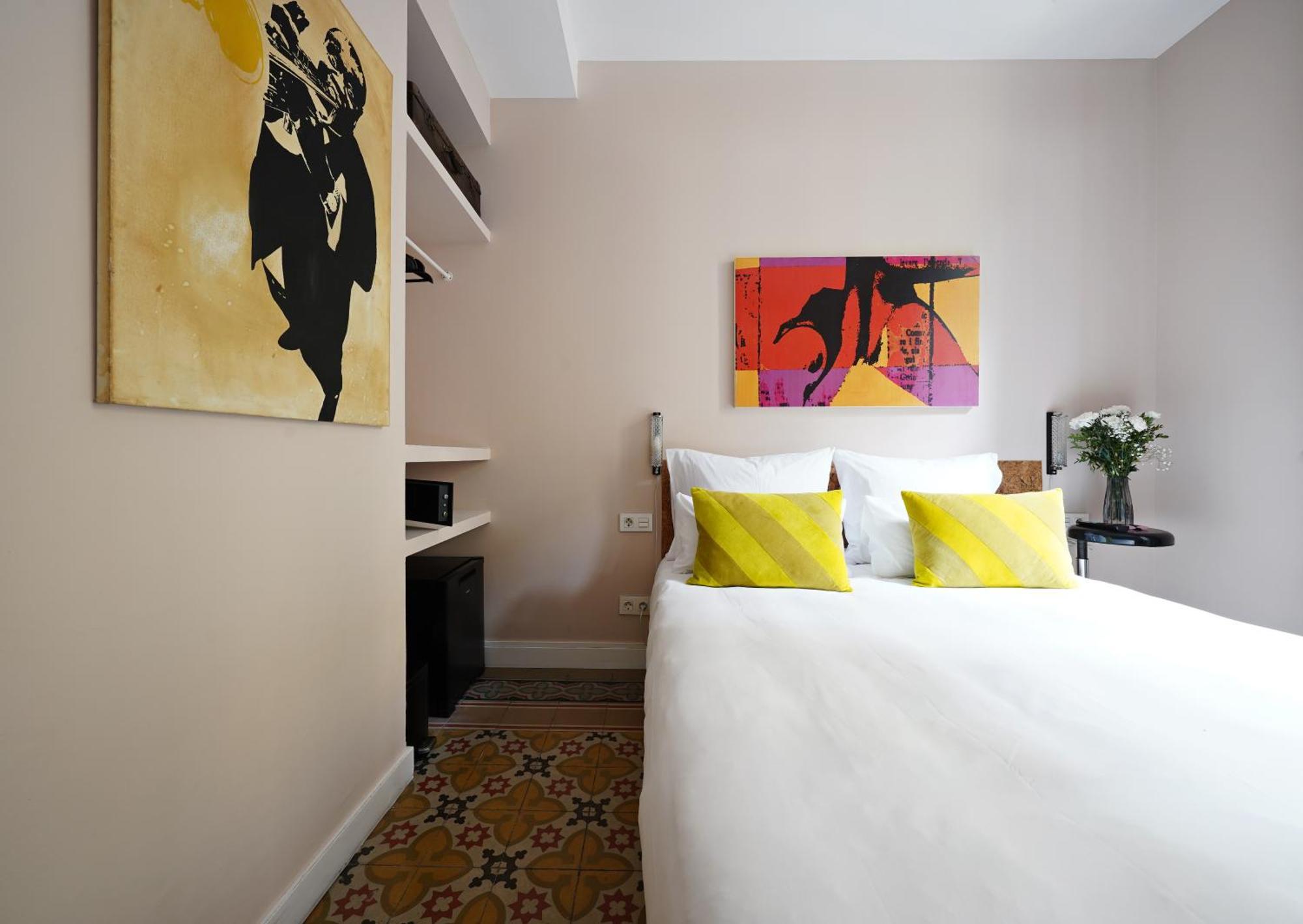 Numa Roca Aparthotel 4*