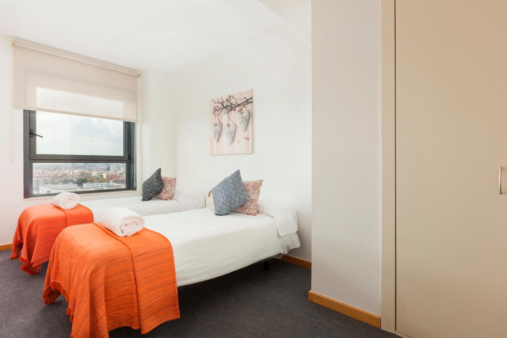 Rent Beach-diagonal Mar