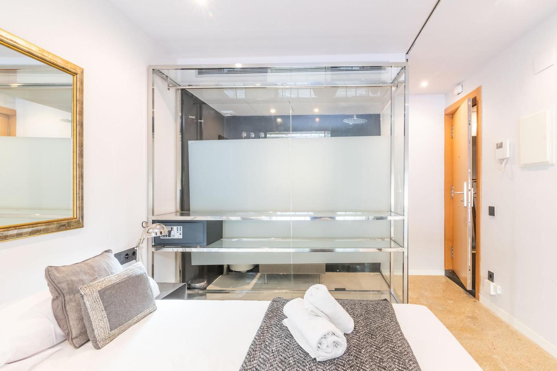 My Space Brand New In Center Apartamento