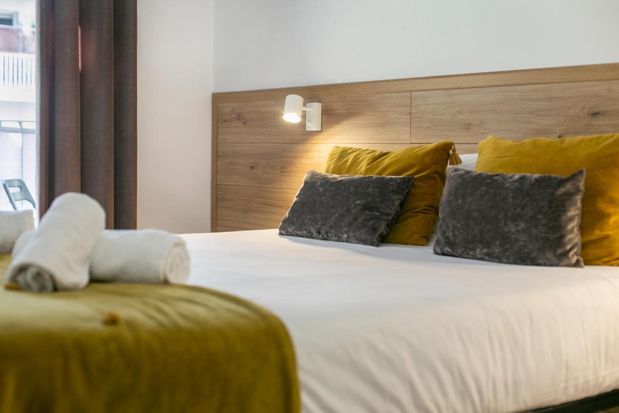 Chic And Modern In Gracia Barcelona