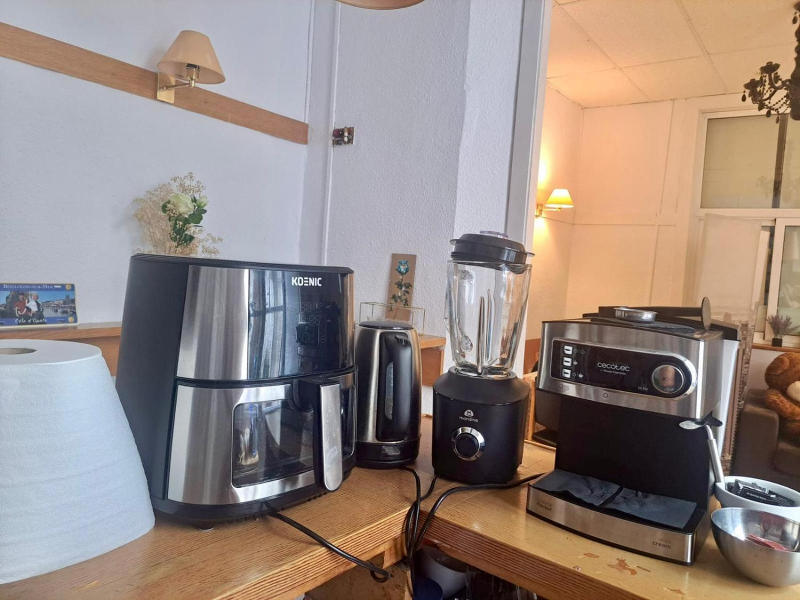 Homestay Privada En La Rambla De Cataluna Barcelona