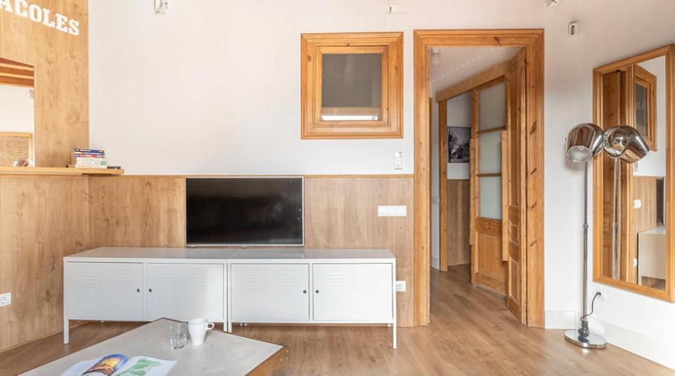 U-nique Tamarit Apartment Barcelona