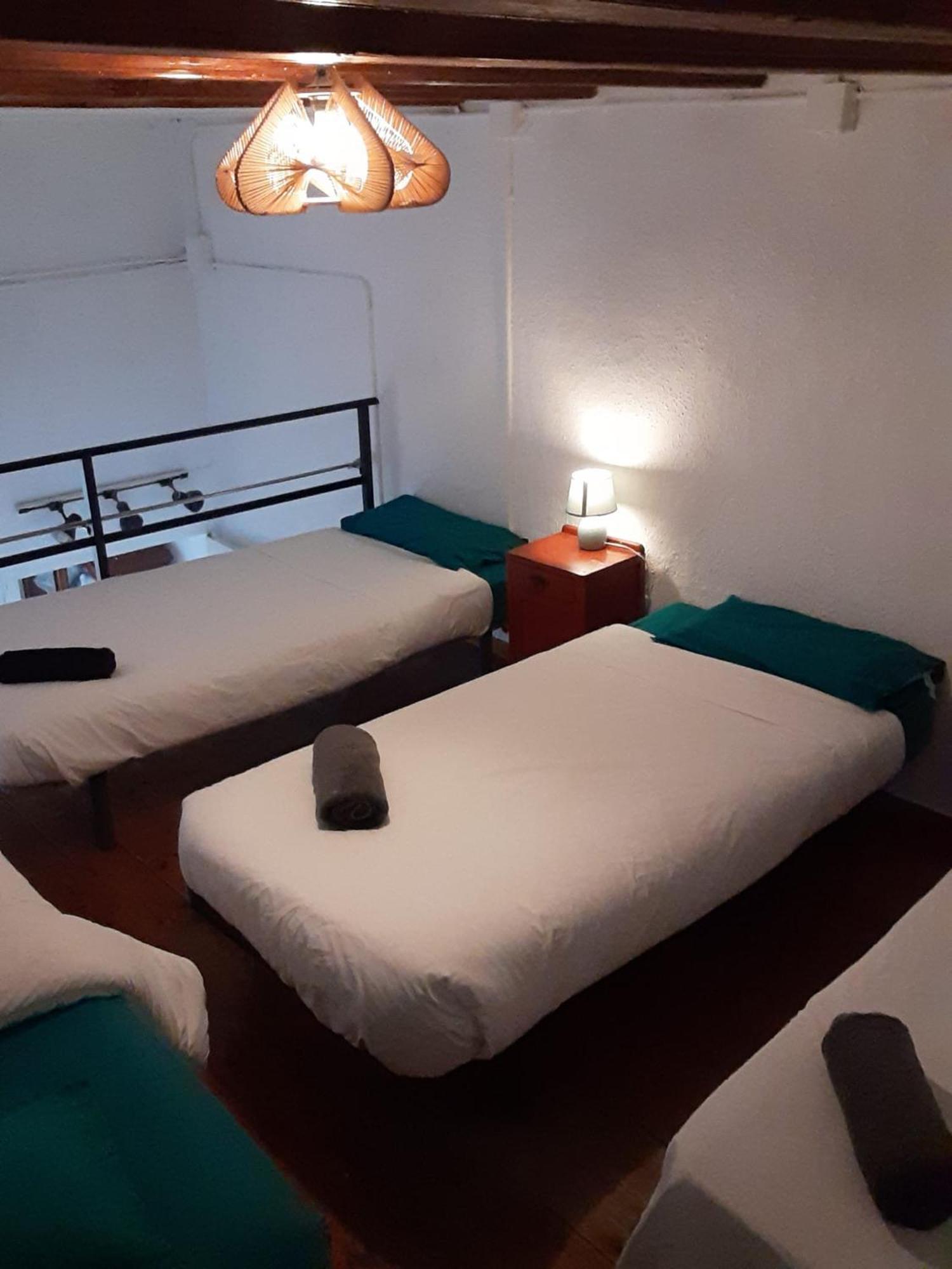 Grupos Hasta 8 En Plena Rambla De Cataluna Guest house