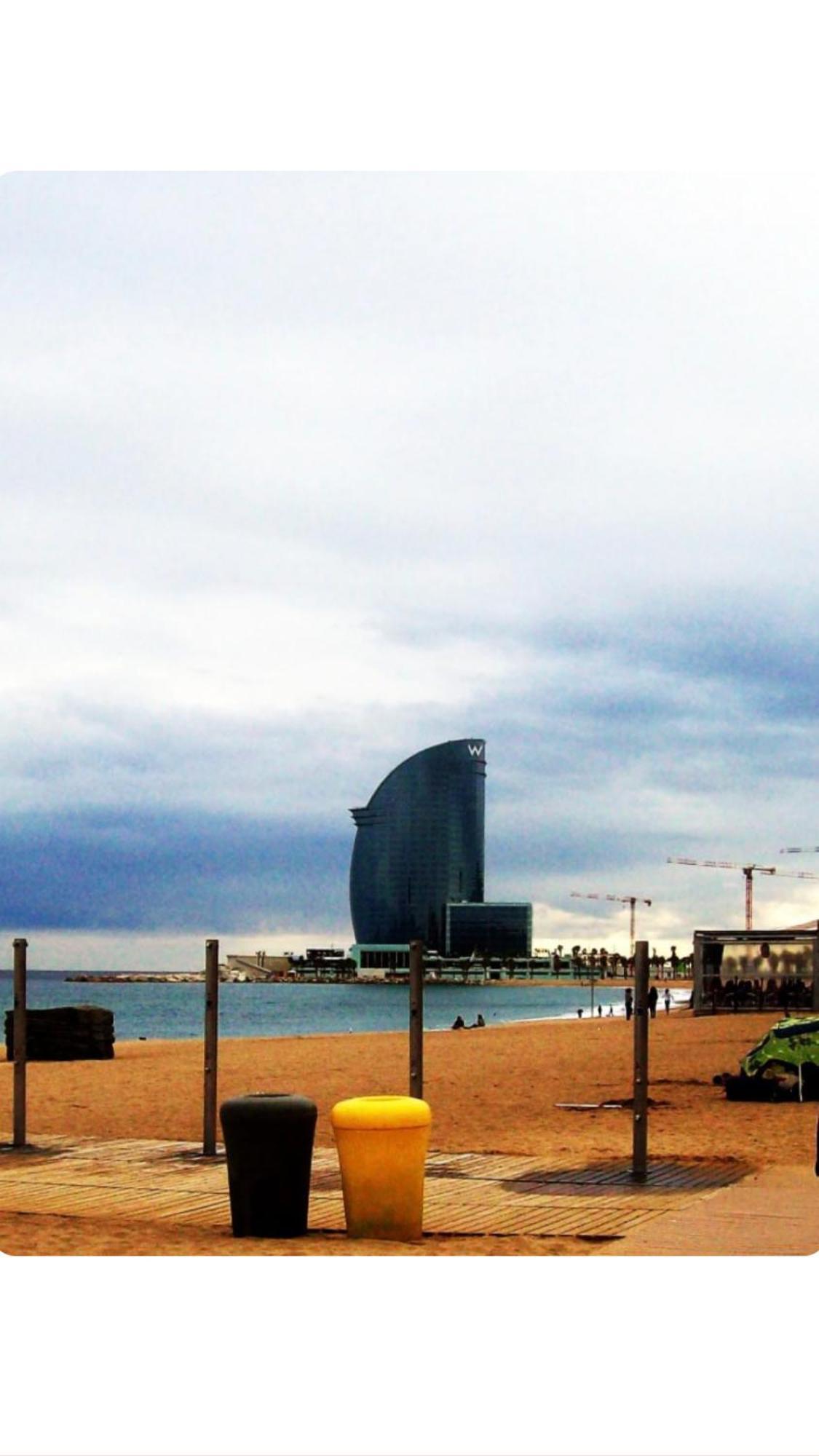 Olas De Mar Barcelona