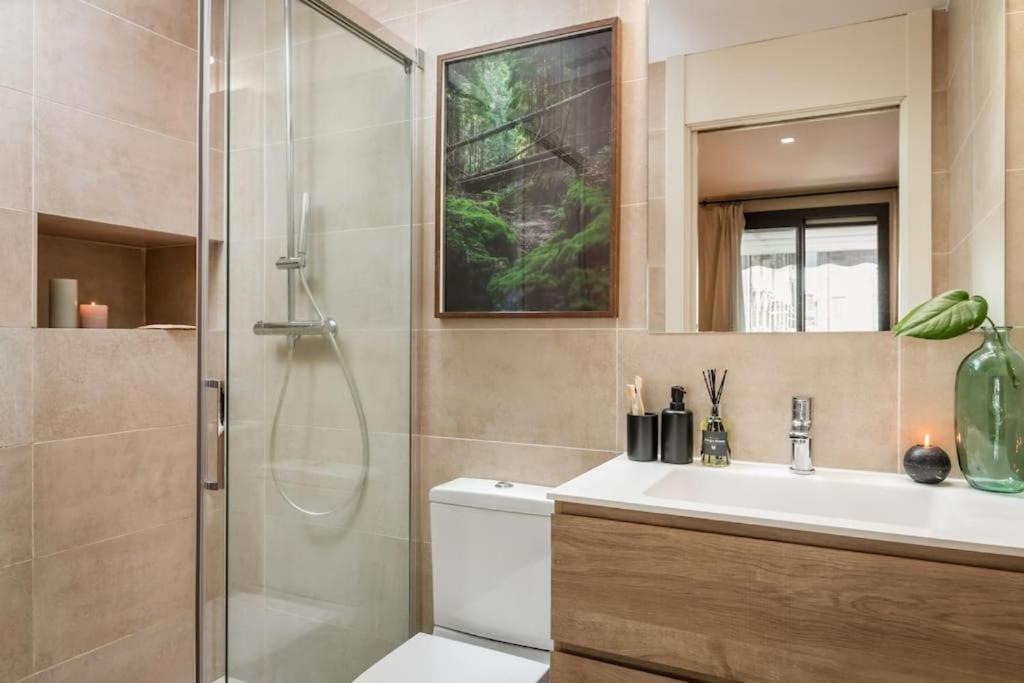 Lulua - 2 Bedrooms In Eixample Dreta Apartamento