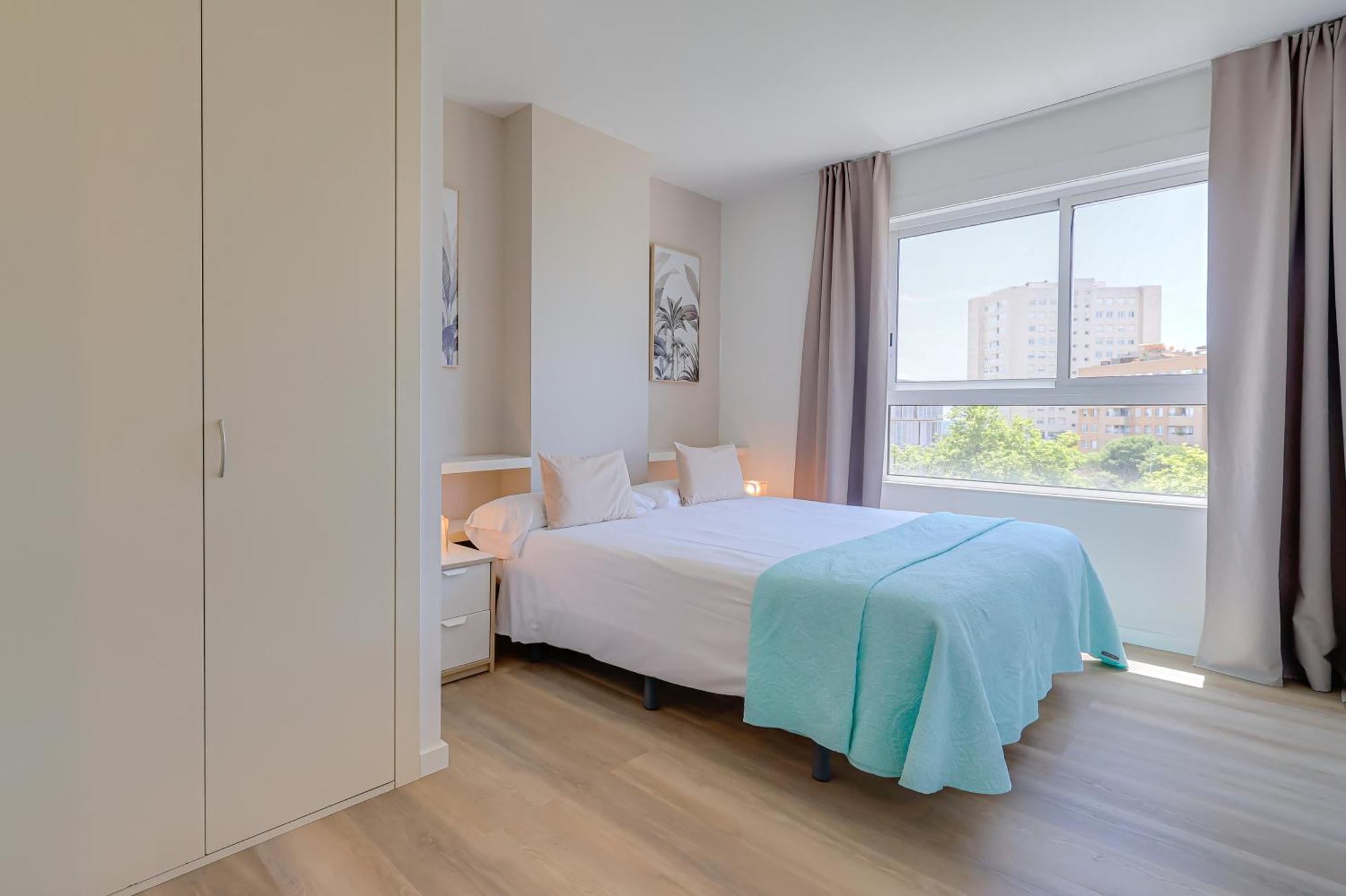 Rent Beach-diagonal Mar *