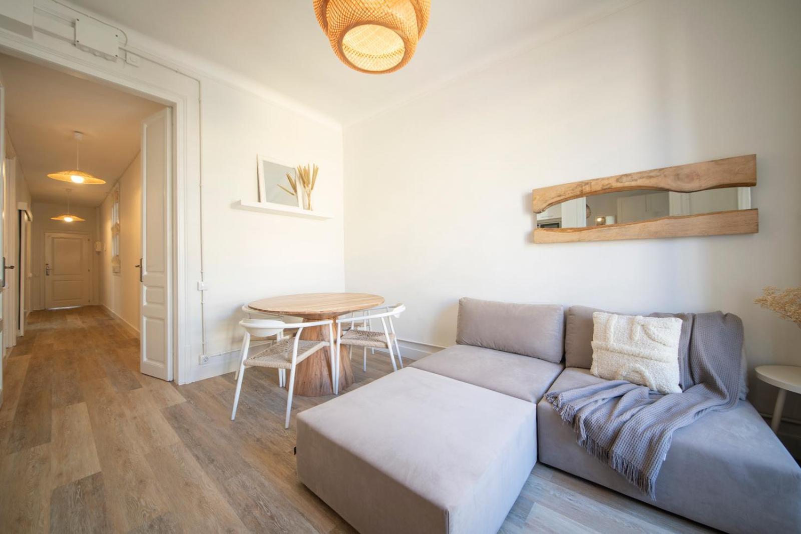 Apartment Stylish Diagonal