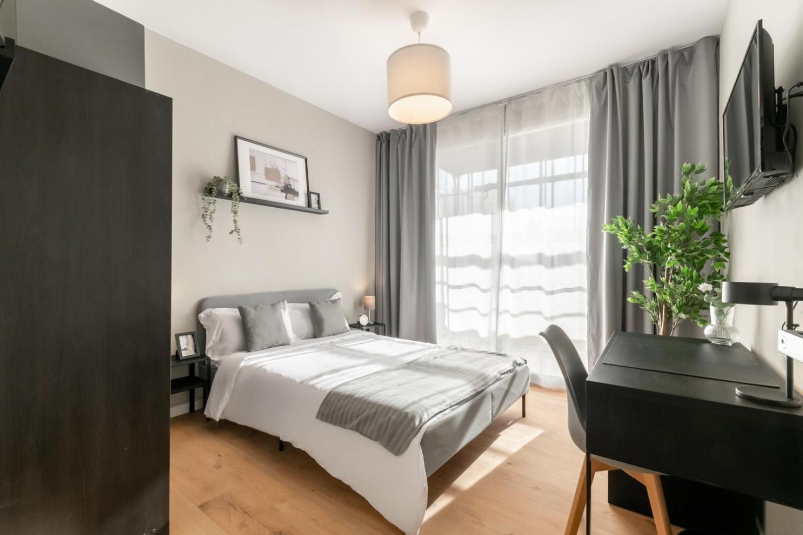 Coliving Gran Via Carlos Iii Guest house