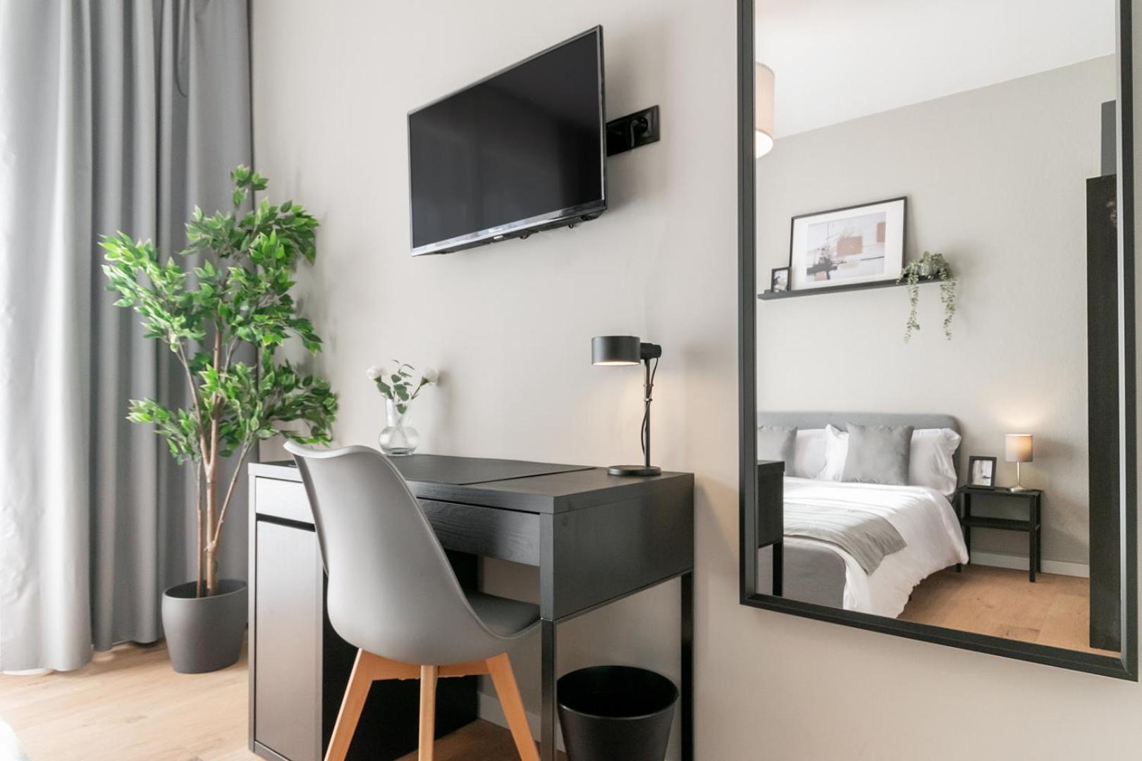 Coliving Gran Via Carlos Iii Guest house Barcelona