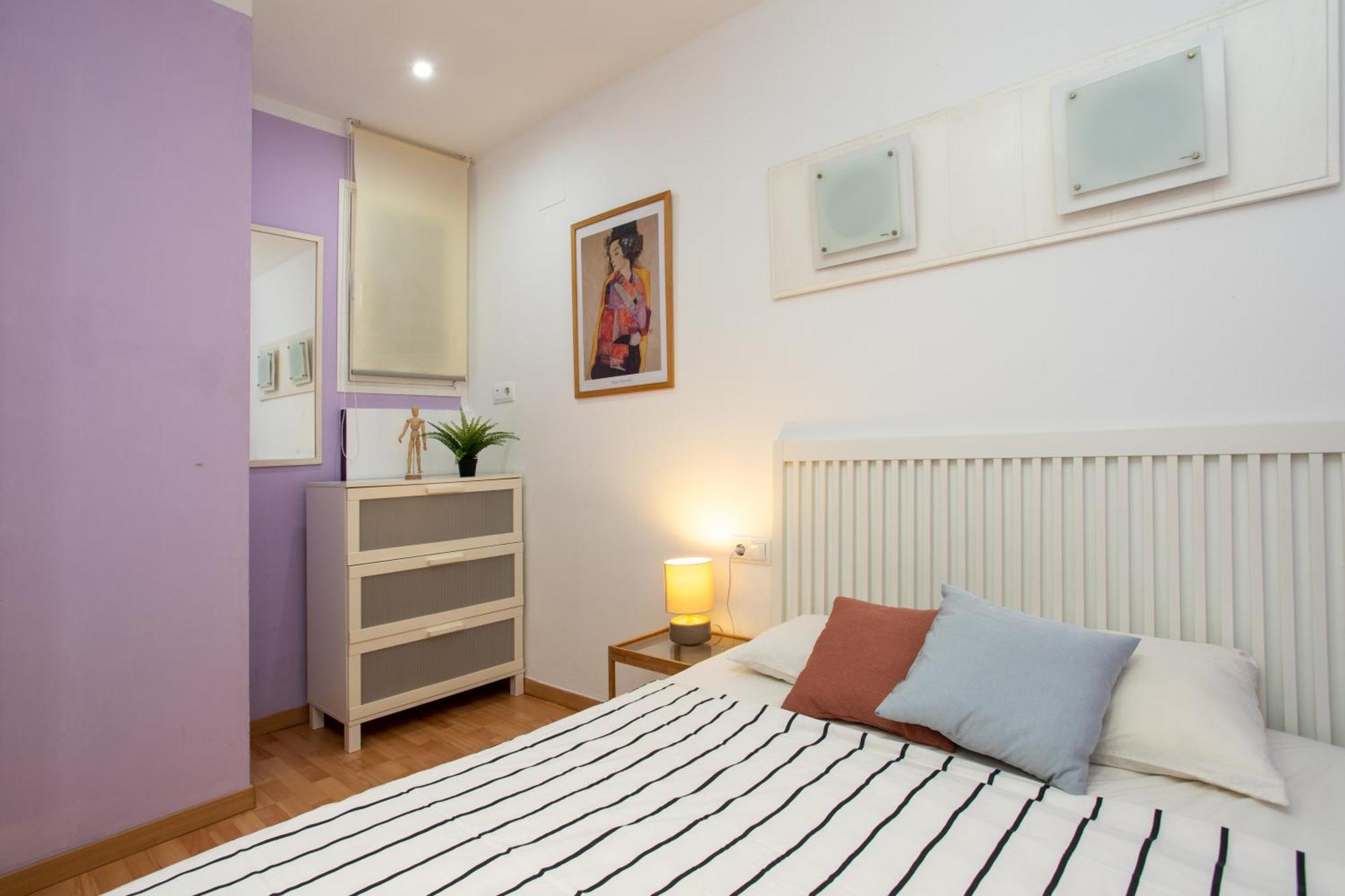 Cozy Exiample Getaway With Patio Apartamento Barcelona