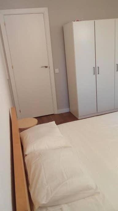 City Center Double Sunny Room Fgc *