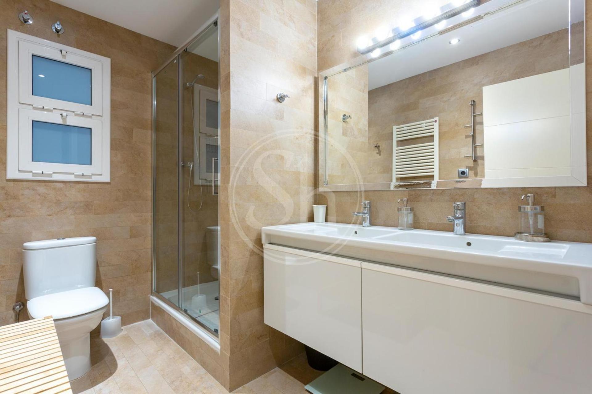 Apartamento Bonito Cerca De La Sagrada Familia