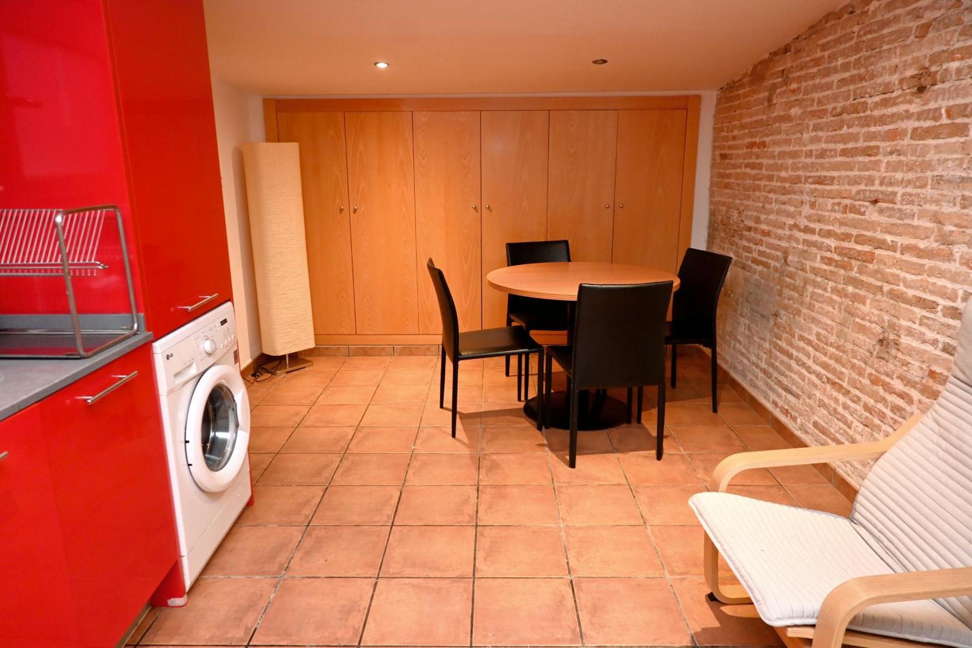 Homenfun Drassanes Apartamento