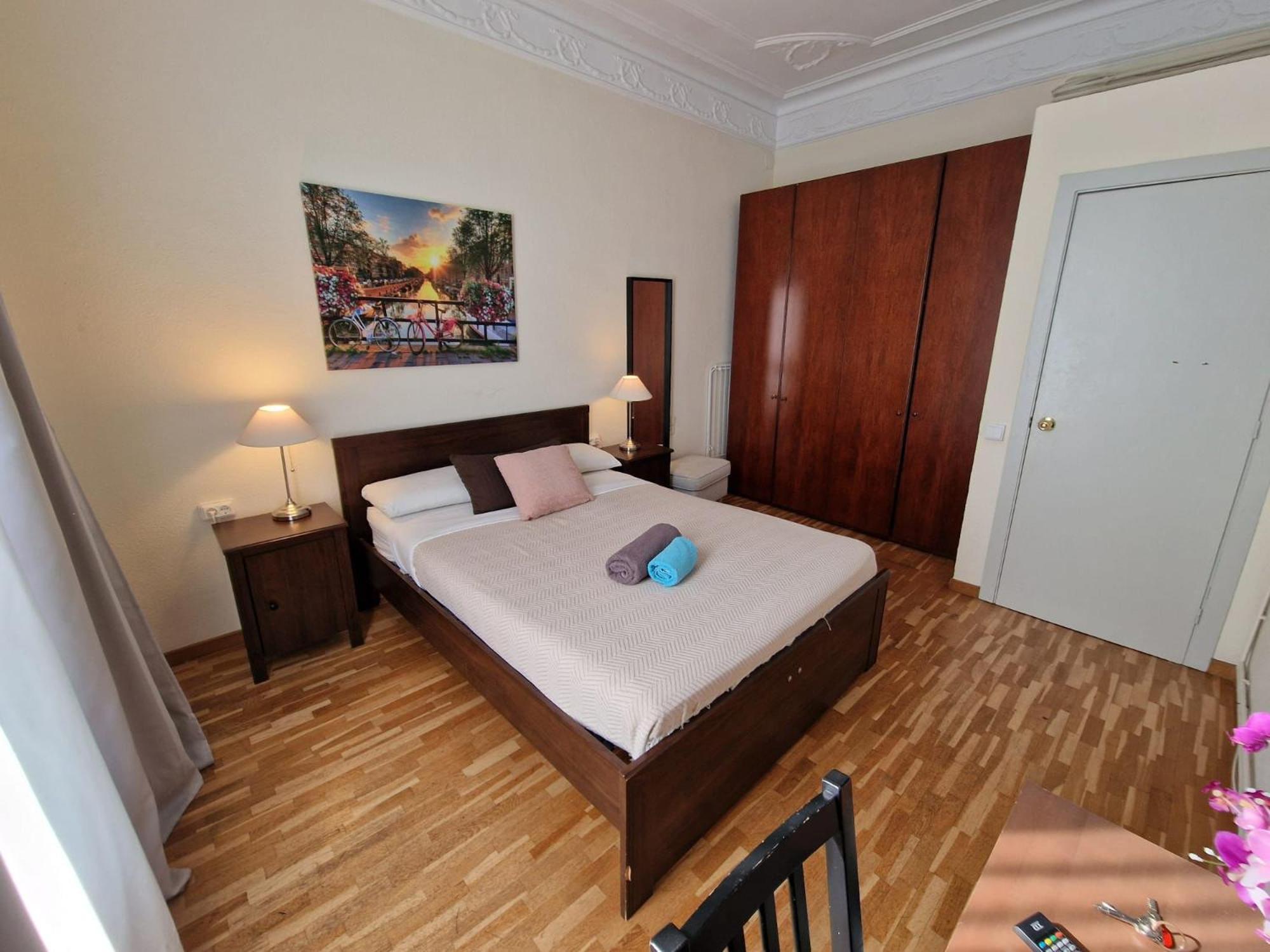 Aribau Bed & Breakfast *