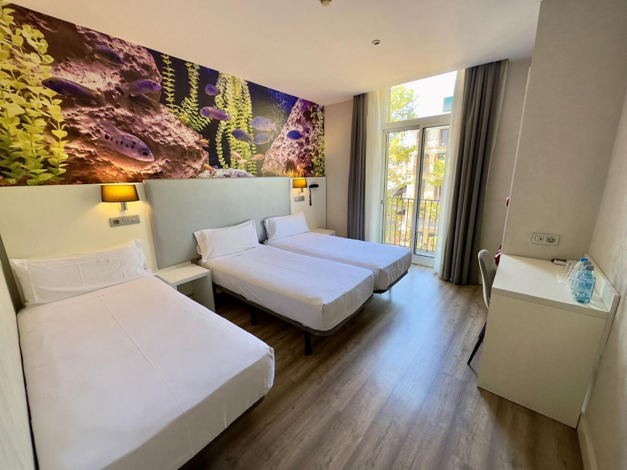 Standbyme Ramblas Guest house 2*