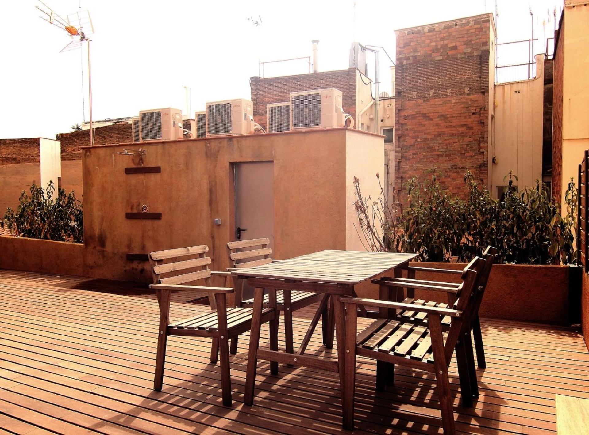 Miquel Angel - In Sants Large Community Terrace Barcelona
