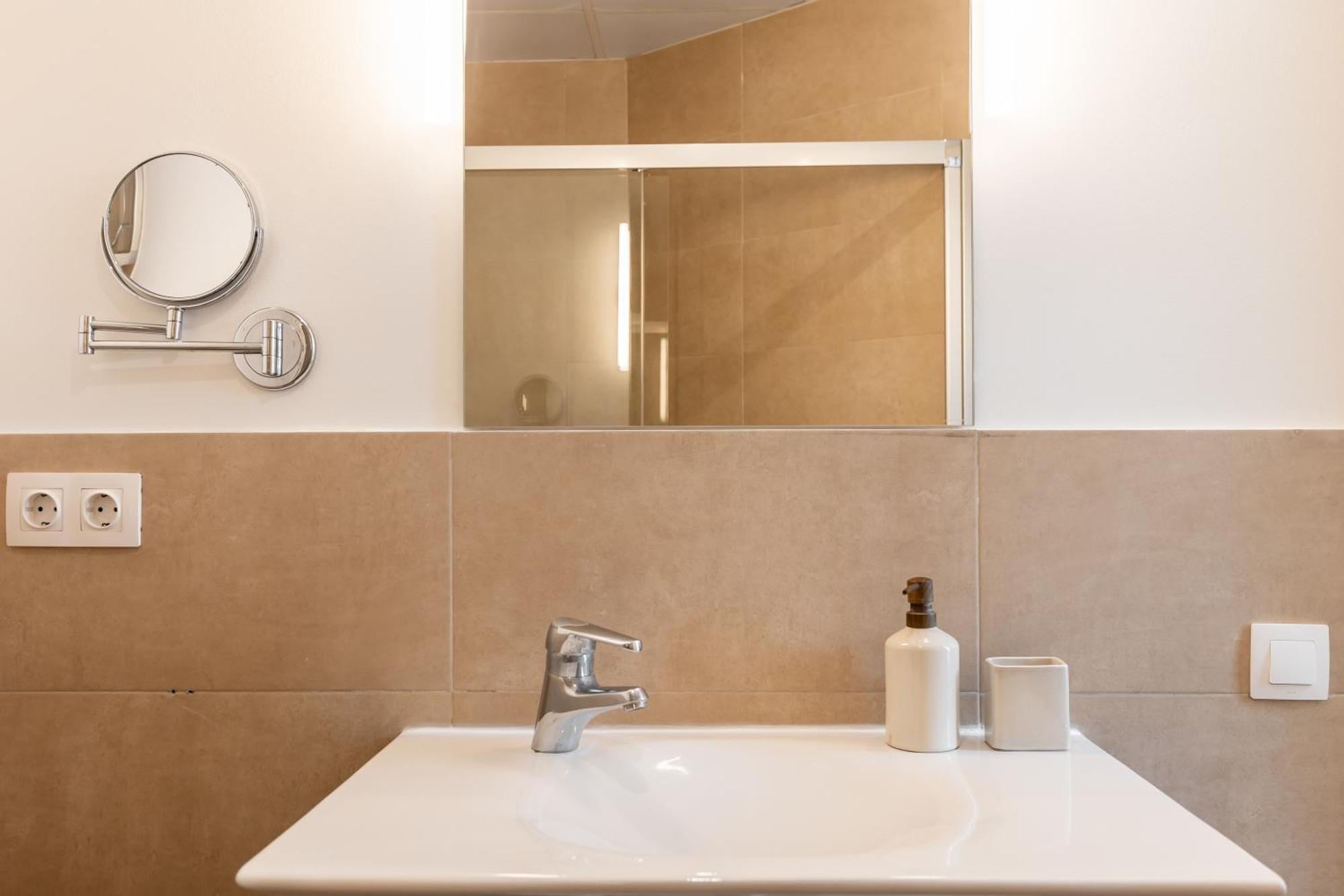 Deco Barcelona-sants Apartamento