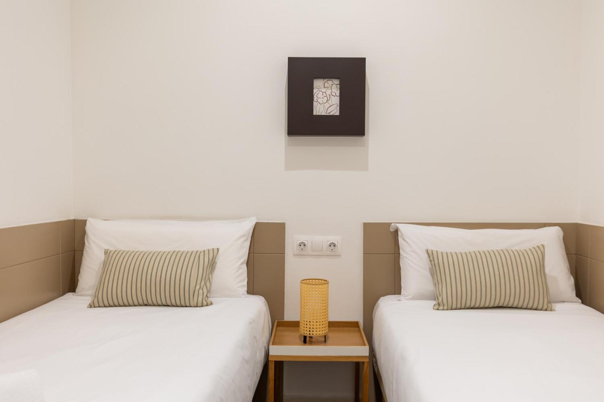 Deco Barcelona-sants Apartamento *