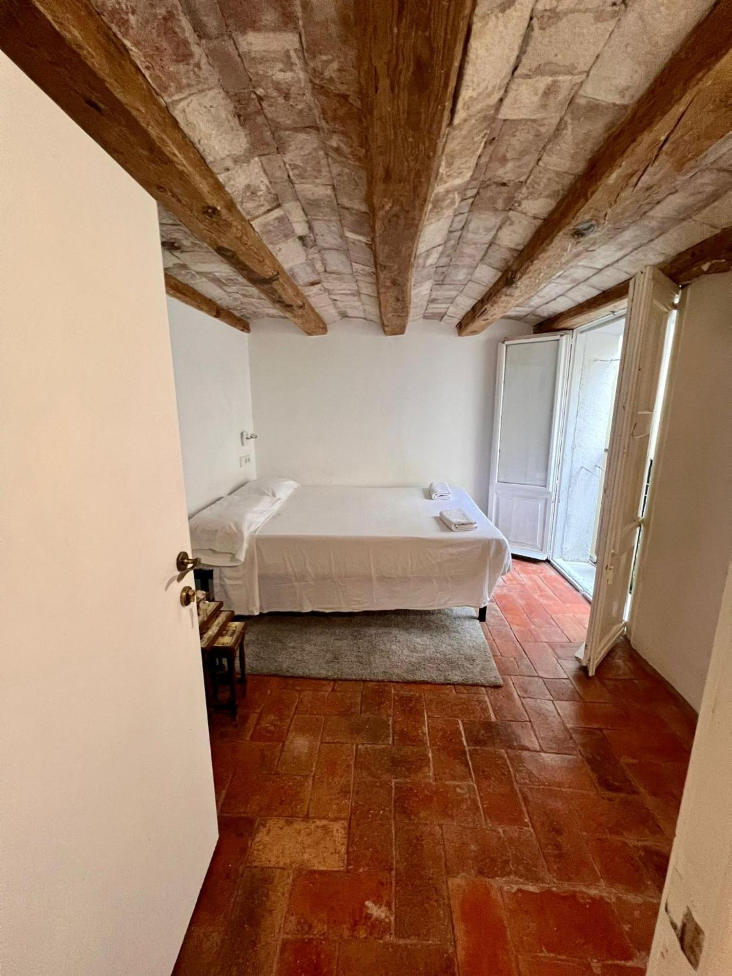 Guest house Grupos Hasta 8 En Plena Rambla De Cataluna Barcelona