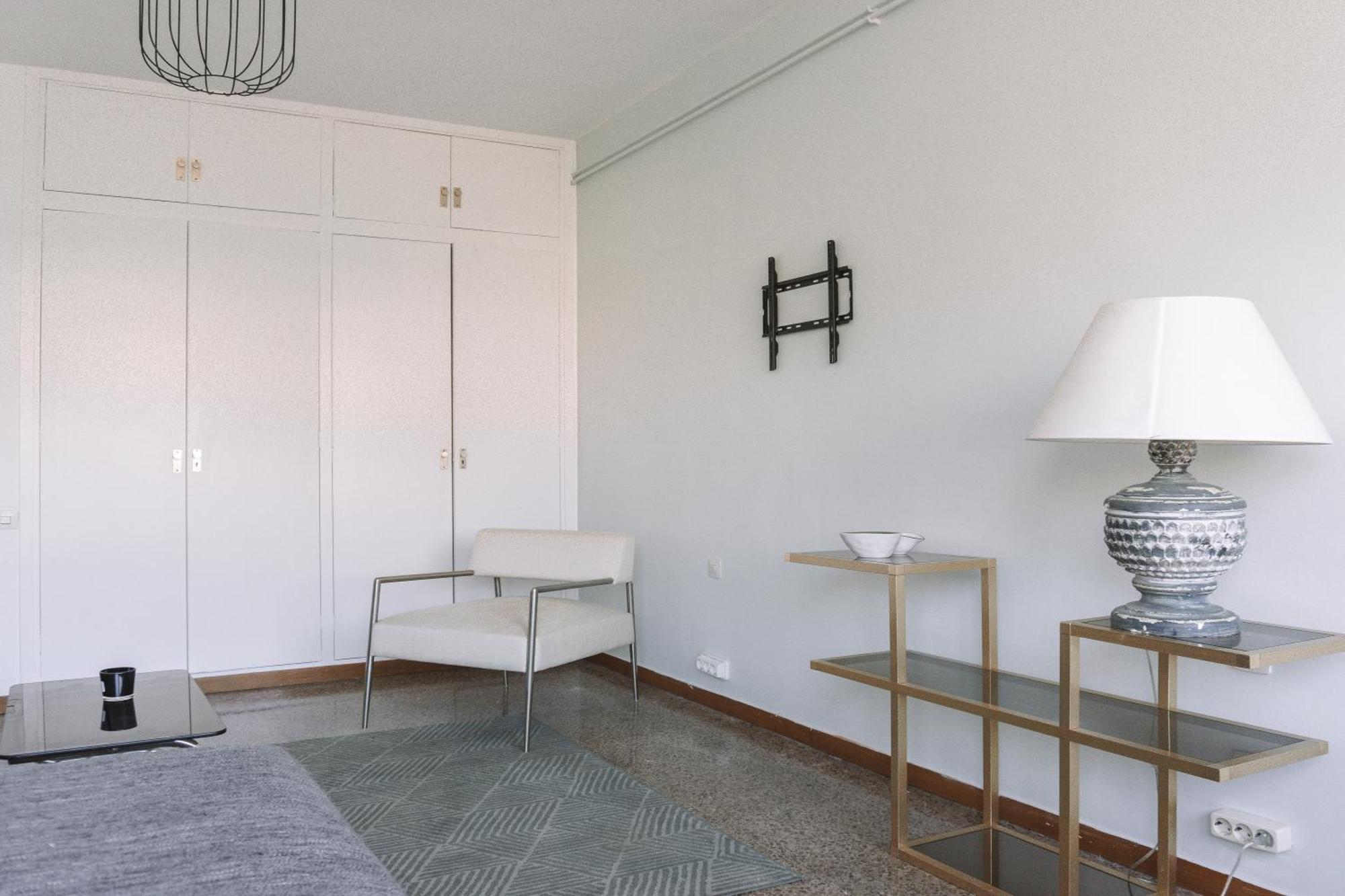 Apartment Lovely Rooms In Shared Apartment Gracia Neighborhood *