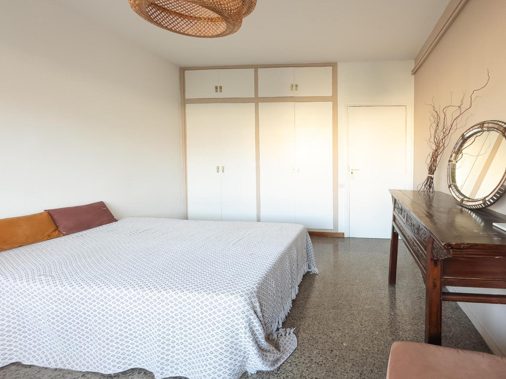 Apartment Lovely Rooms In Shared Apartment Gracia Neighborhood Barcelona