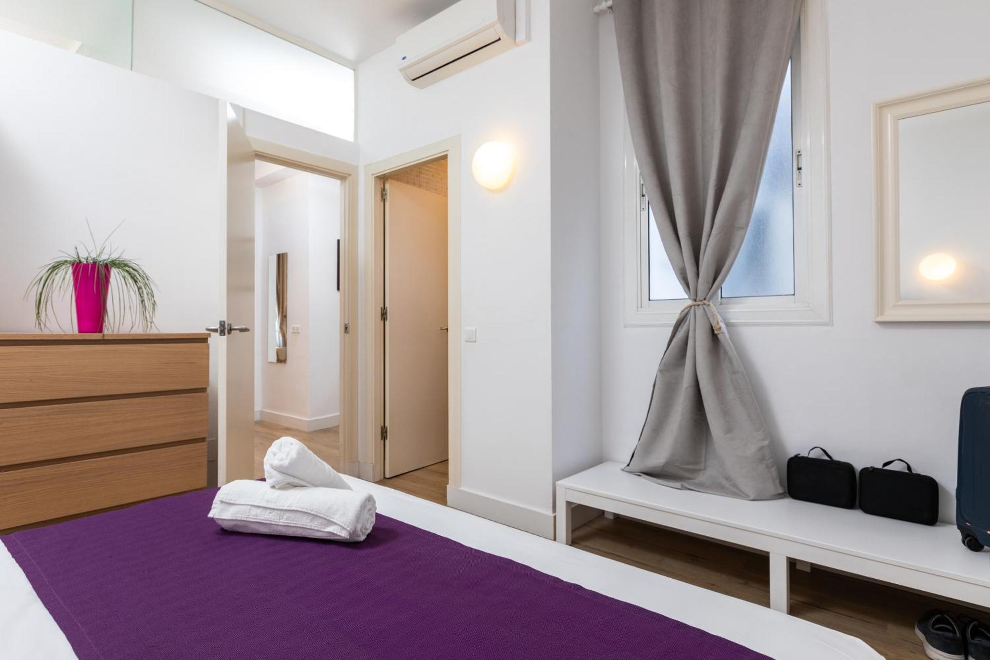 Apartamento Mayerling Bisbe Urquinaona *