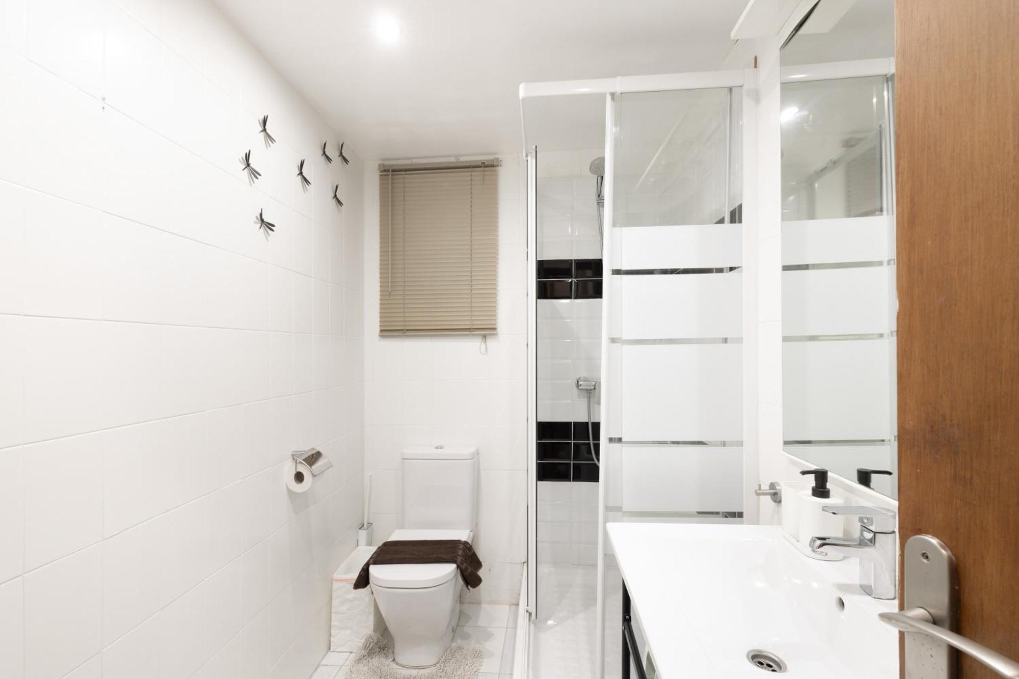 Bonito Piso Cerca De Park Guell Apartamento