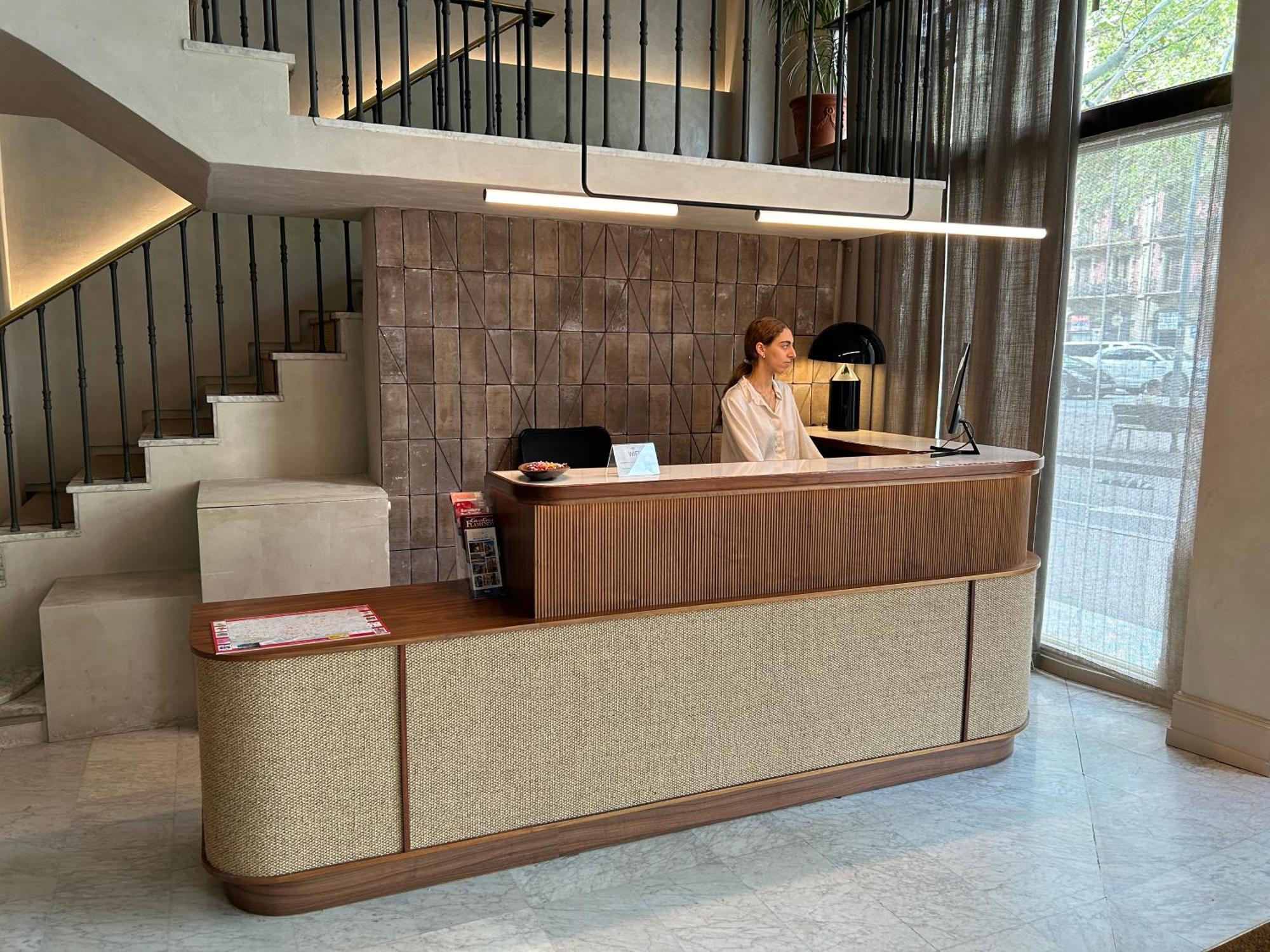 Caledonian Hotel 3*