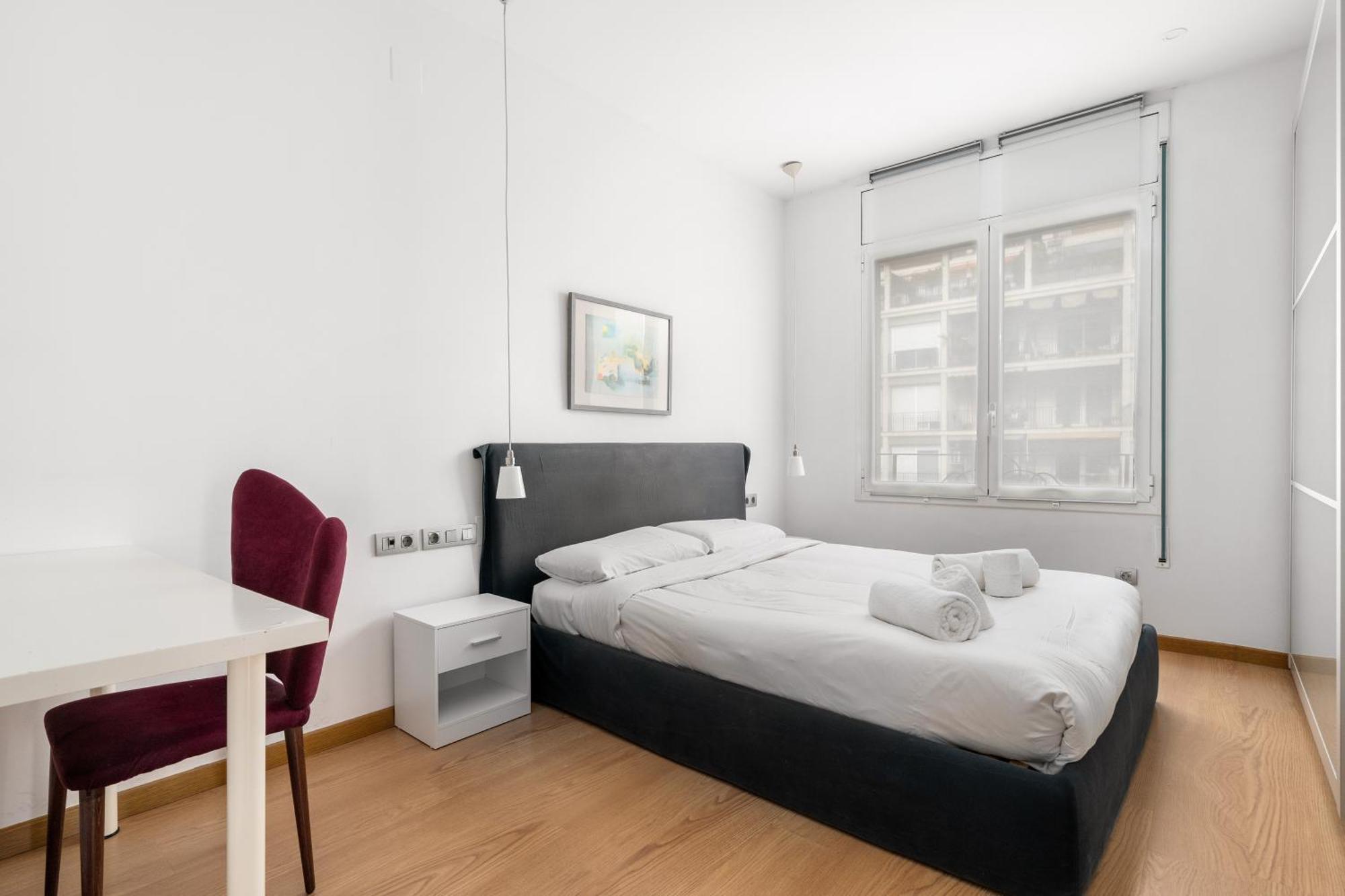 Apartamento For Couples, Families And Groups, Center Barcelona
