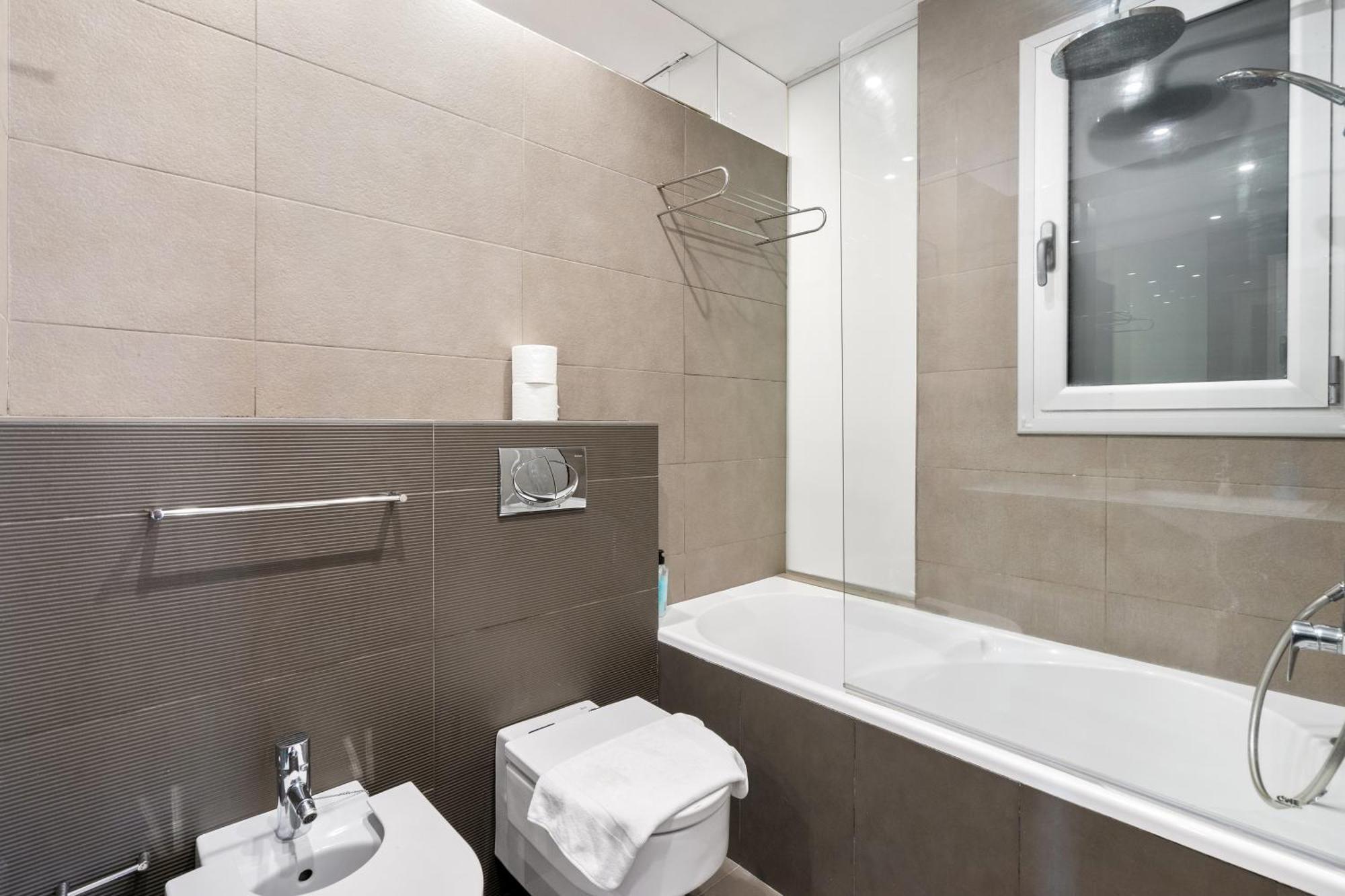 For Couples, Families And Groups, Center Apartamento