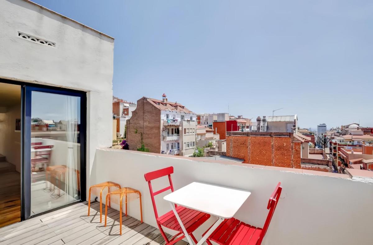 Urban Flats Park Guell *