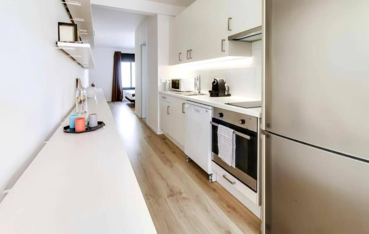Urban Flats Park Guell Apartment