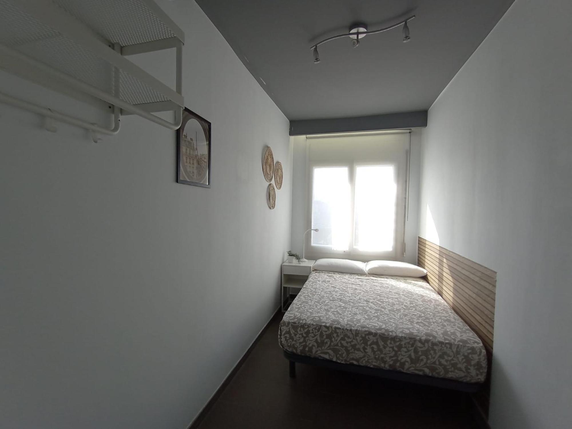 Plaza Universitat Private Hostal *