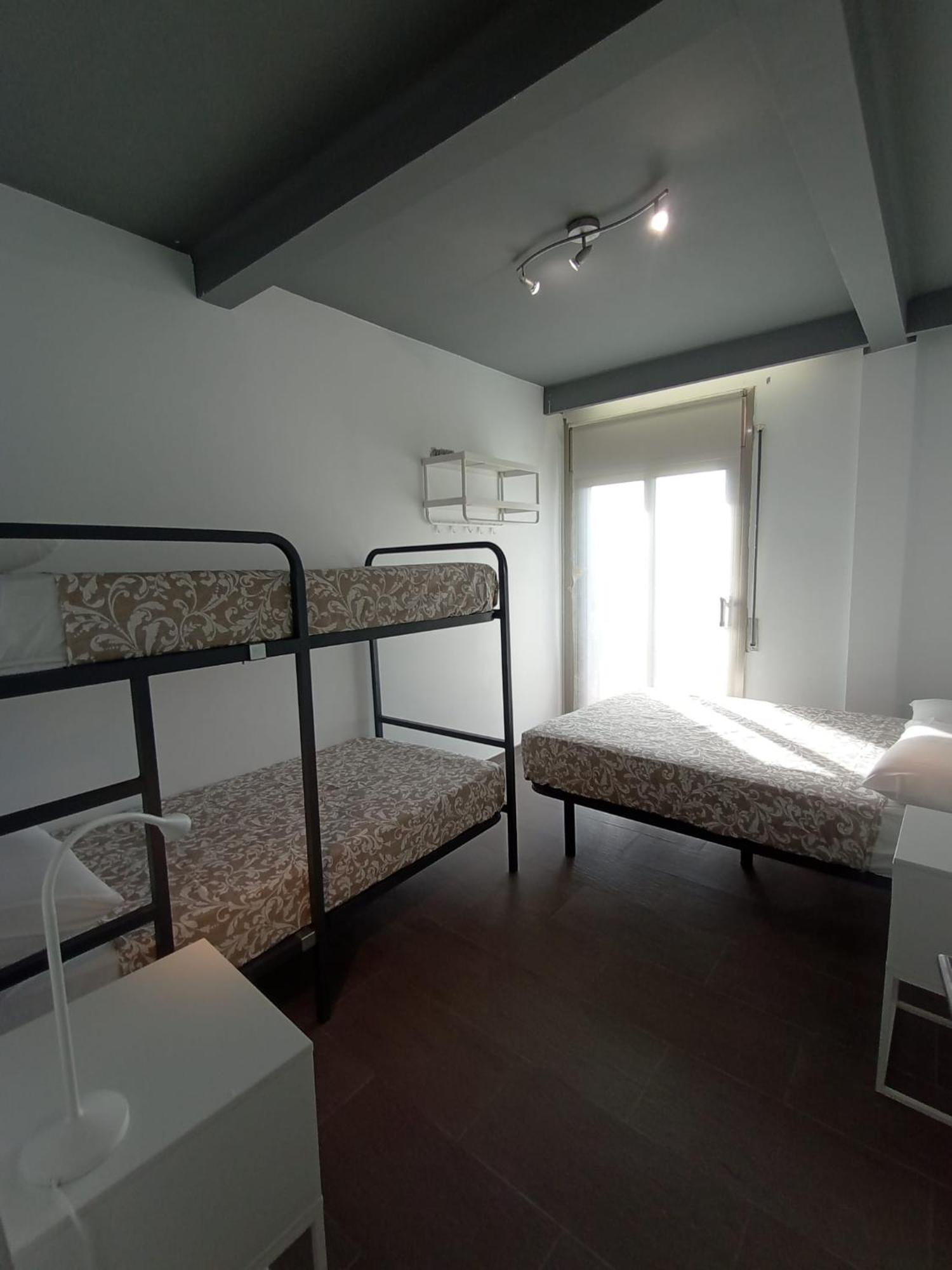 Hostal Plaza Universitat Private *