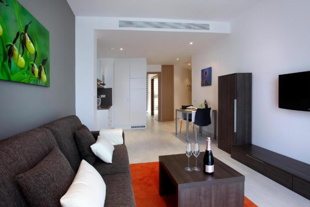 Fisa Rentals Les Corts Apartment *