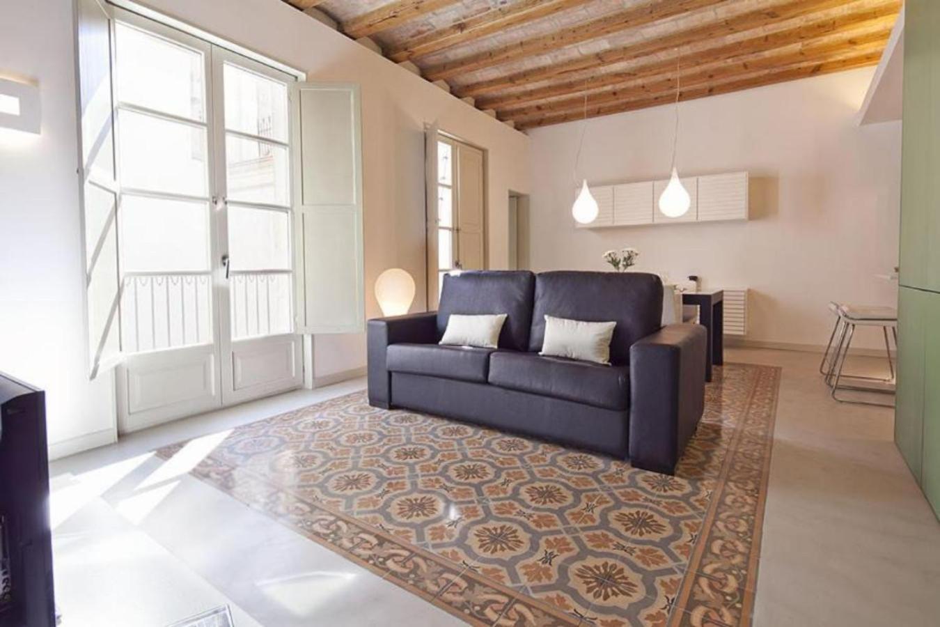 Ola Living Portaferrissa Barcelona