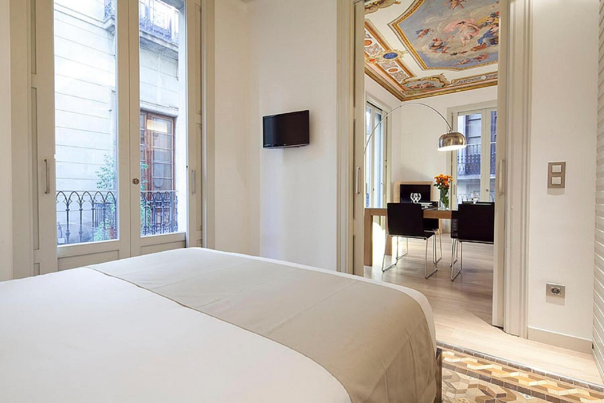 Ola Living Portaferrissa Apartment Barcelona