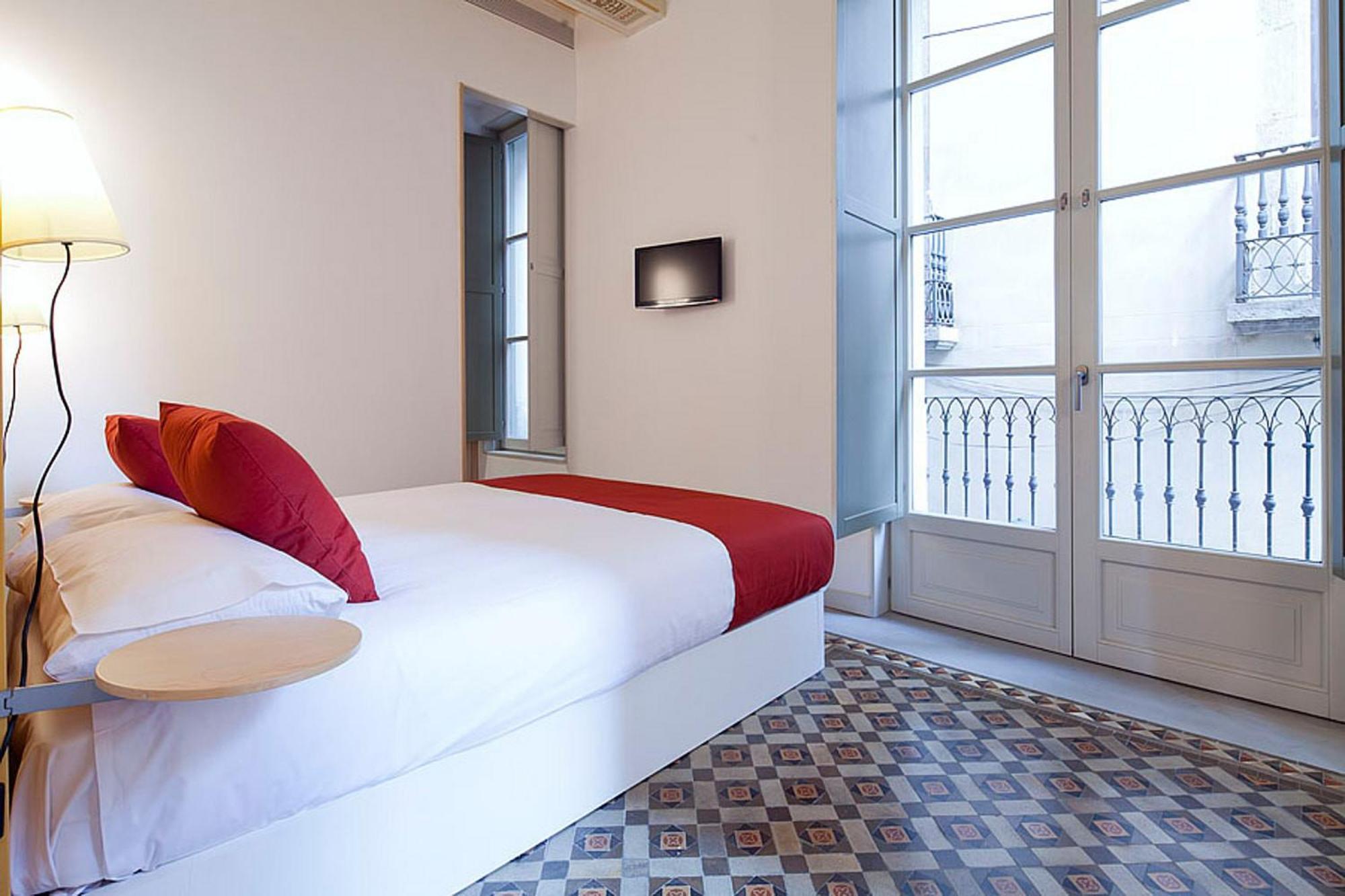 Ola Living Portaferrissa Barcelona