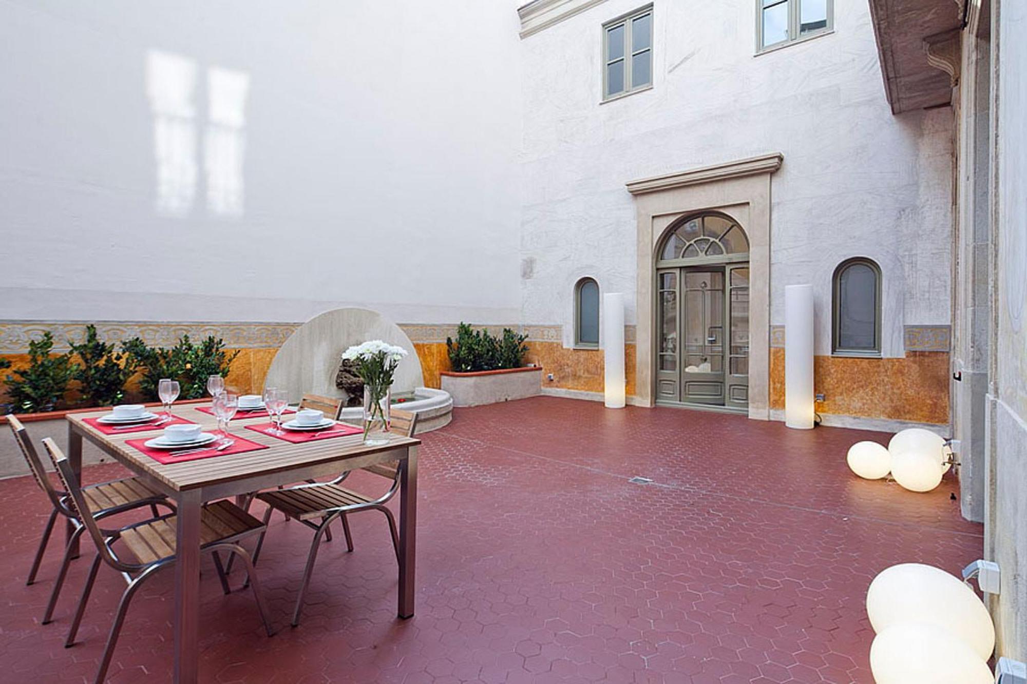 Ola Living Portaferrissa Apartment *