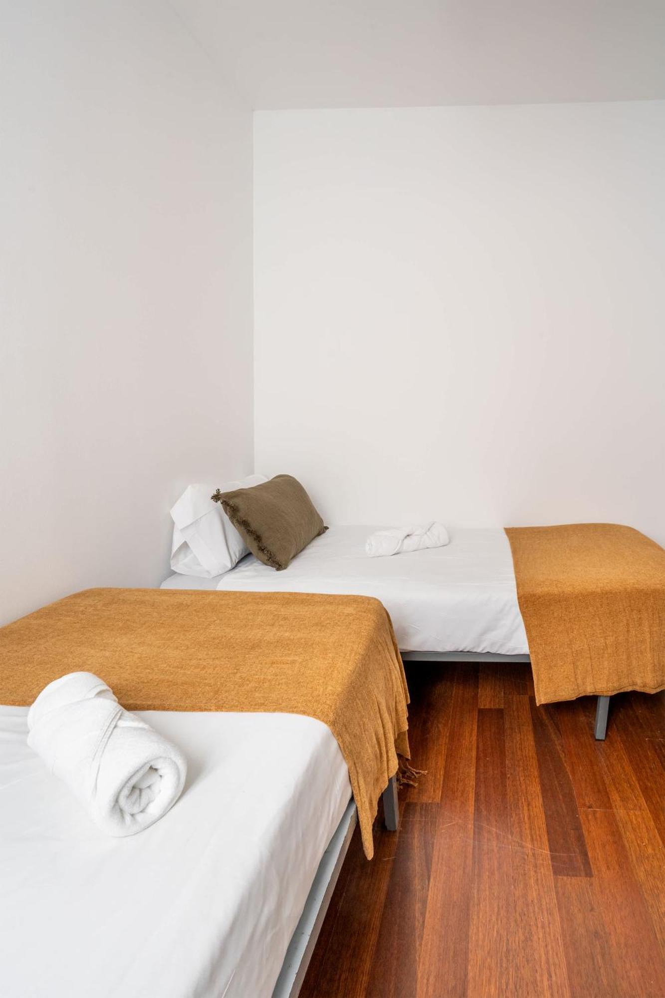 Apartment Ronda Sant Pere Private Center 3bedroom B