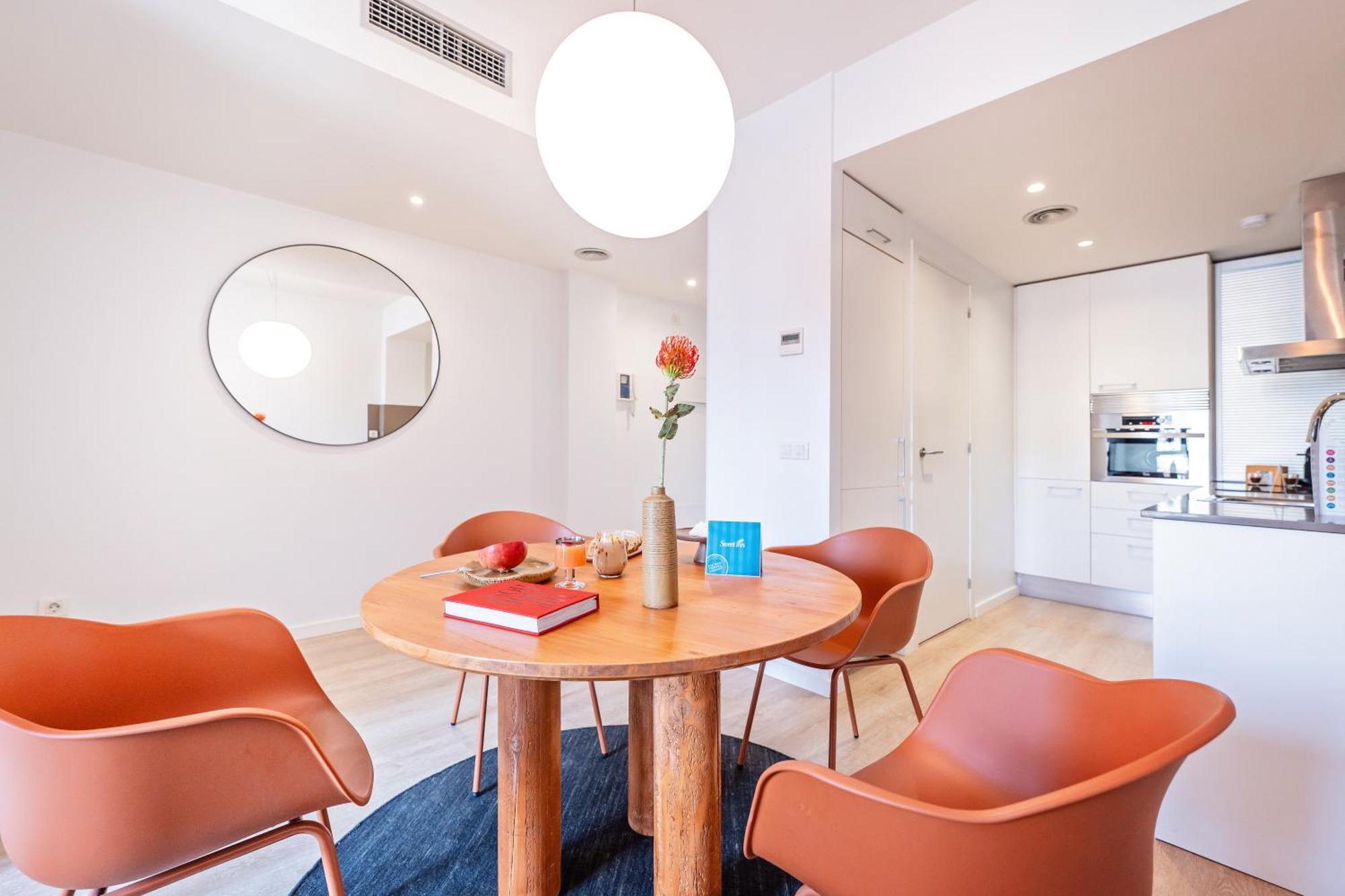 Sweett - Carrer Girona Apartamento *