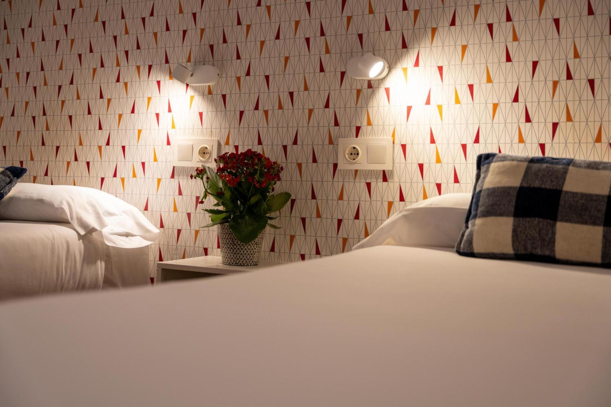 The Central House Barcelona Gracia Hostel