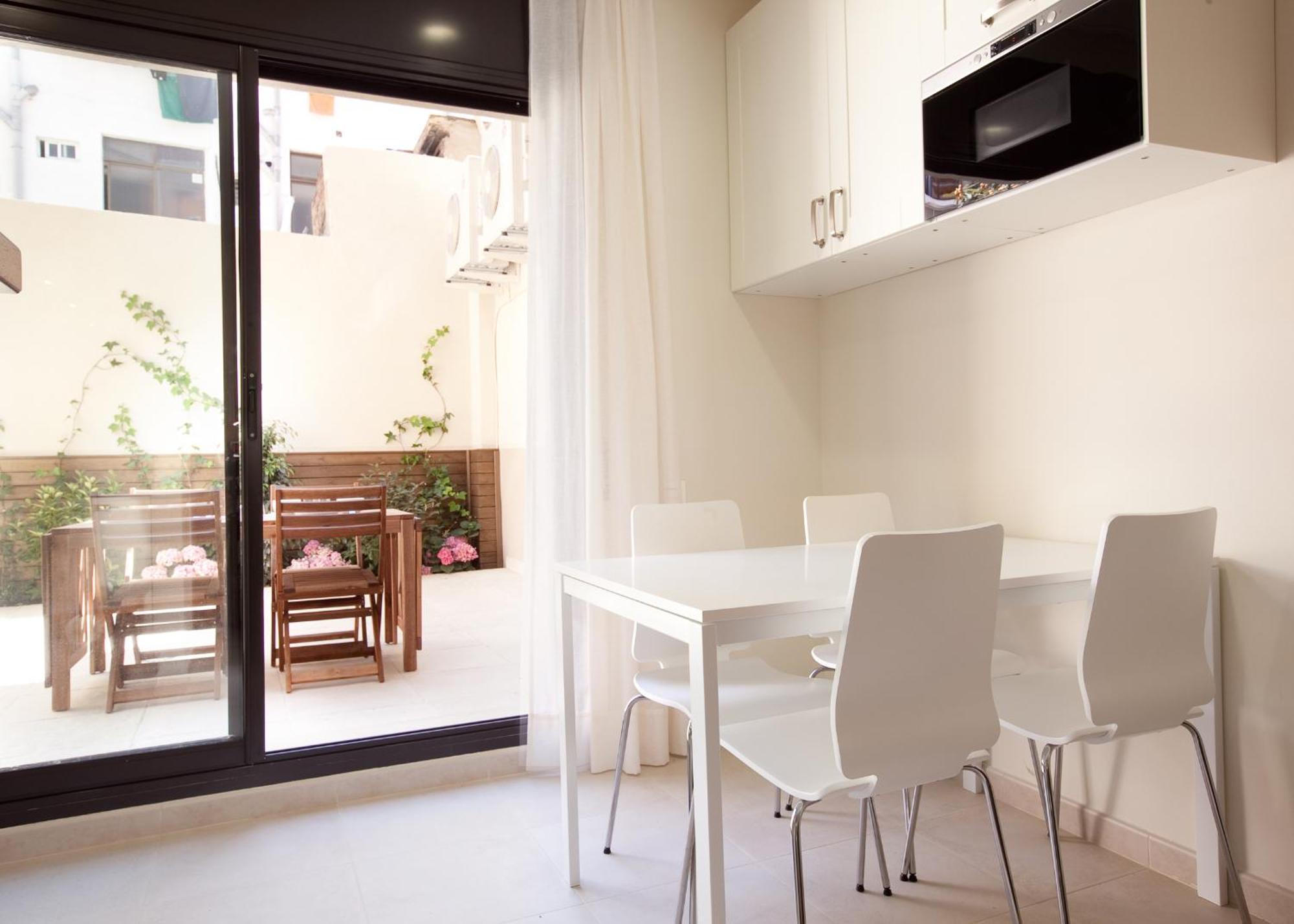 Ab Poble Nou Venero * Barcelona