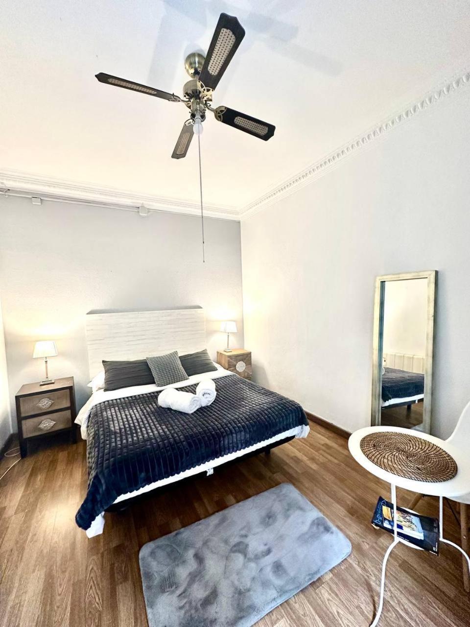 Big And Bright Bcn Apartment Barcelona