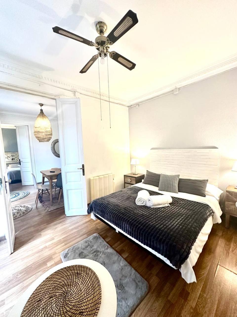 Apartment Big And Bright Bcn Barcelona