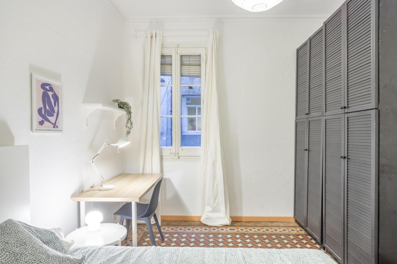 Rosello Private Hostel Barcelona