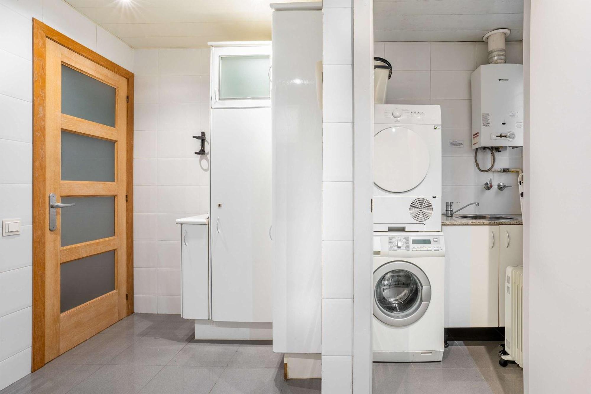 Apartamento Elegant 3-bedroom In The Heart Of Bcn